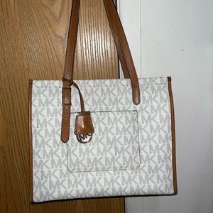 Michael Kors shoulder purse